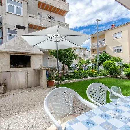 Apartment Apartman Mario *