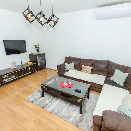 Apartman Mario Podstrana