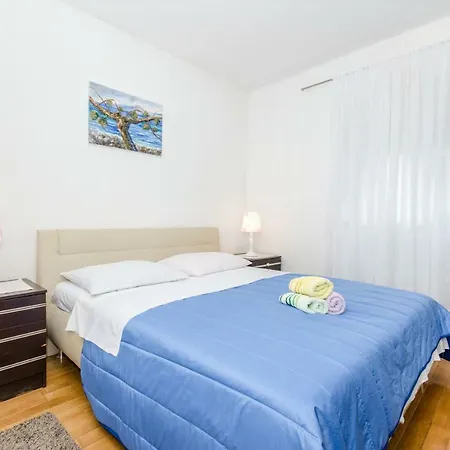 Apartman Mario * Podstrana